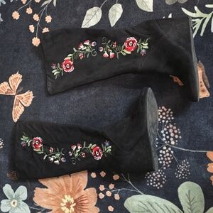 SM New York Emma Embroidered Black Knee-High Boots